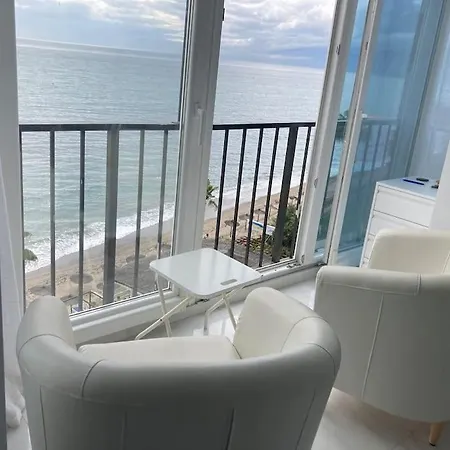 Spectacular Panoramic Sea View 1bd/1ba Apt. Apartment *